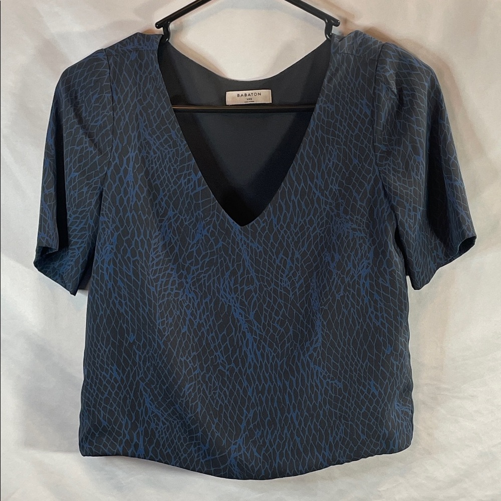 Babaton Navy Patterned V-Neck Blouse